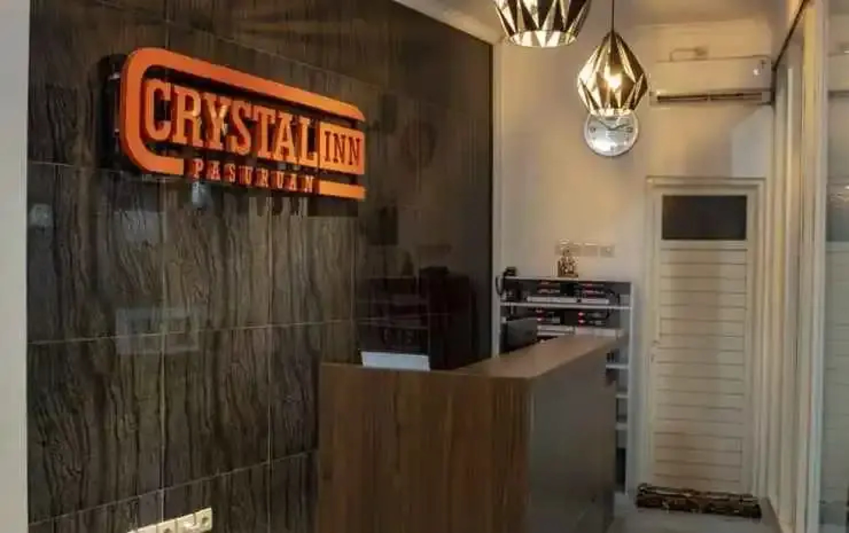 Crystal Inn