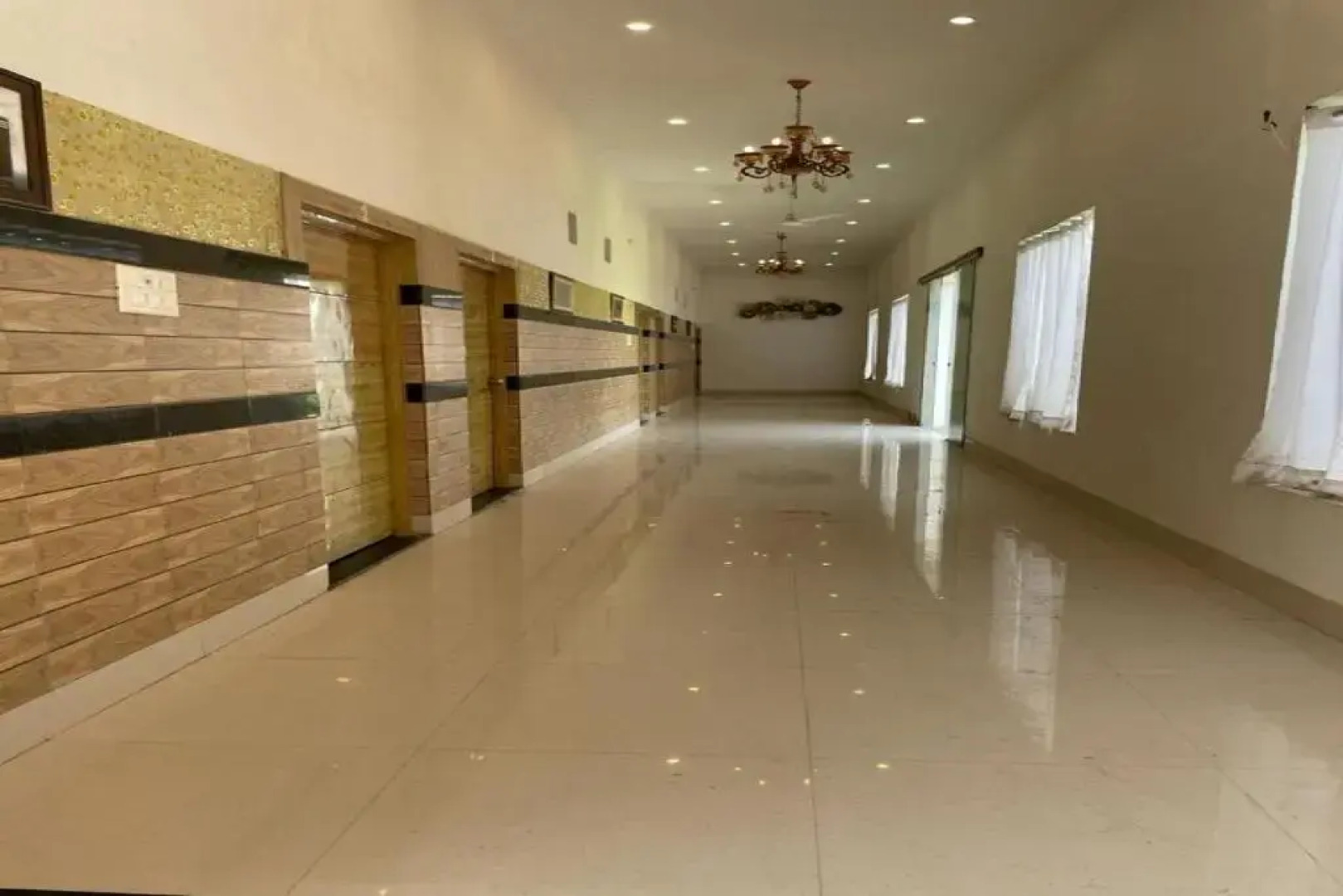 OYO 82406 Baikunth Radhika Farm