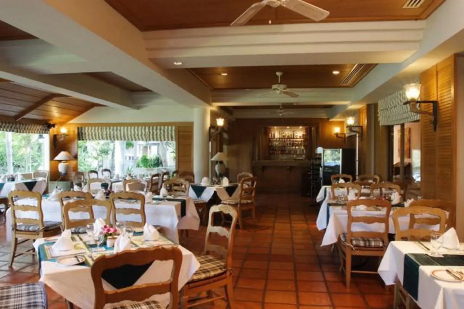 Lake View Resort & Golf Club