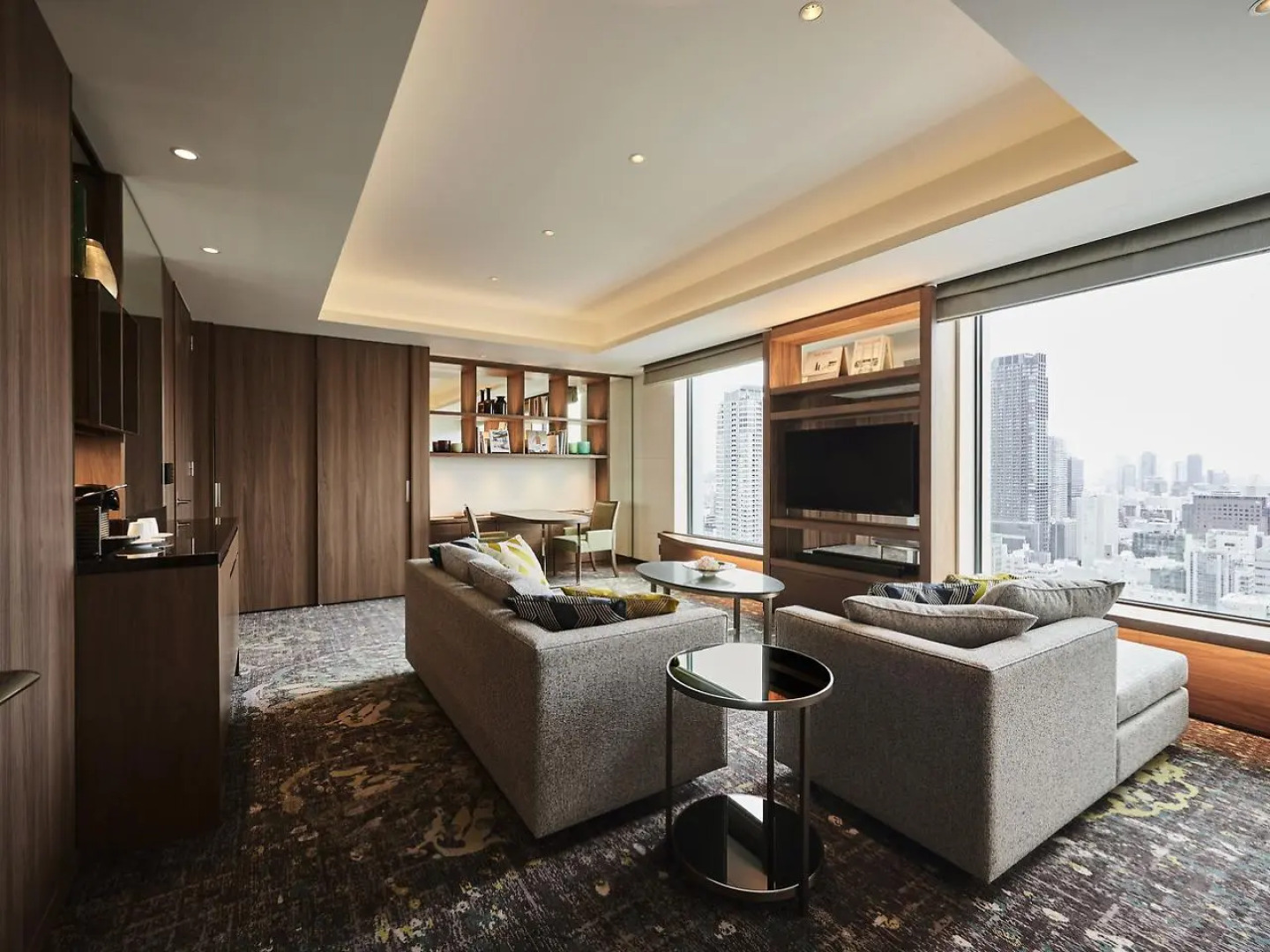 Отель The Royal Park Hotel Iconic Osaka Midosuji