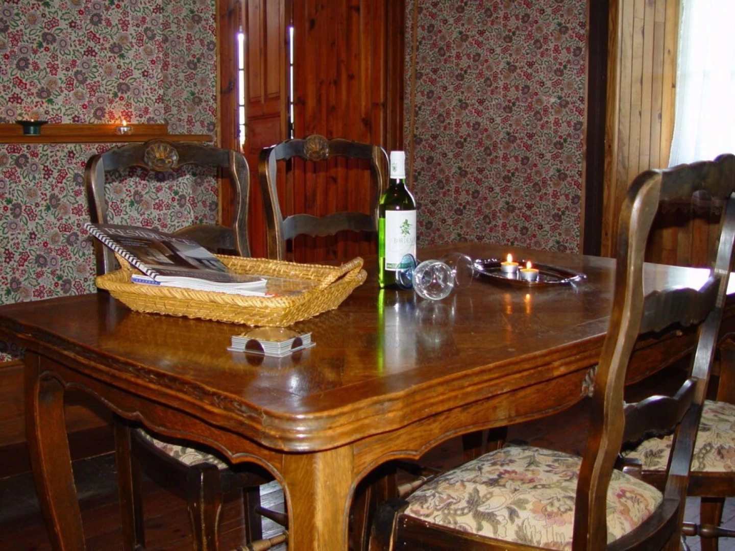 Beautiful Apartment in Saint-Prix with Swimming Pool