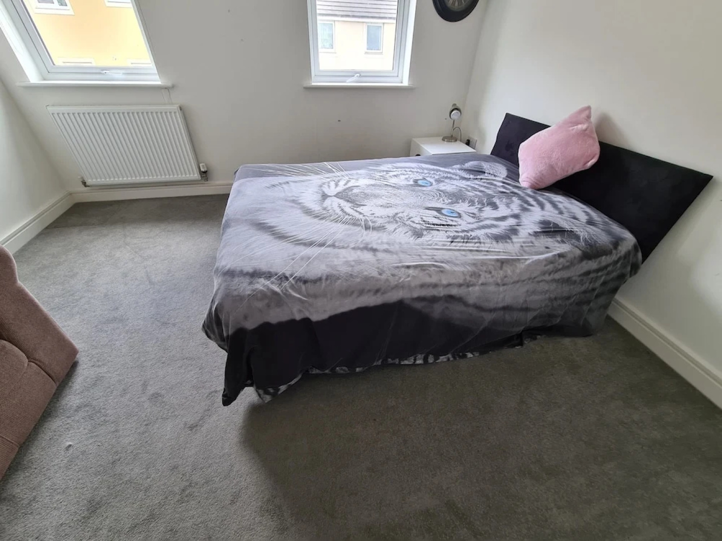 Townhouse In Cornwall 1of3 Private rooms