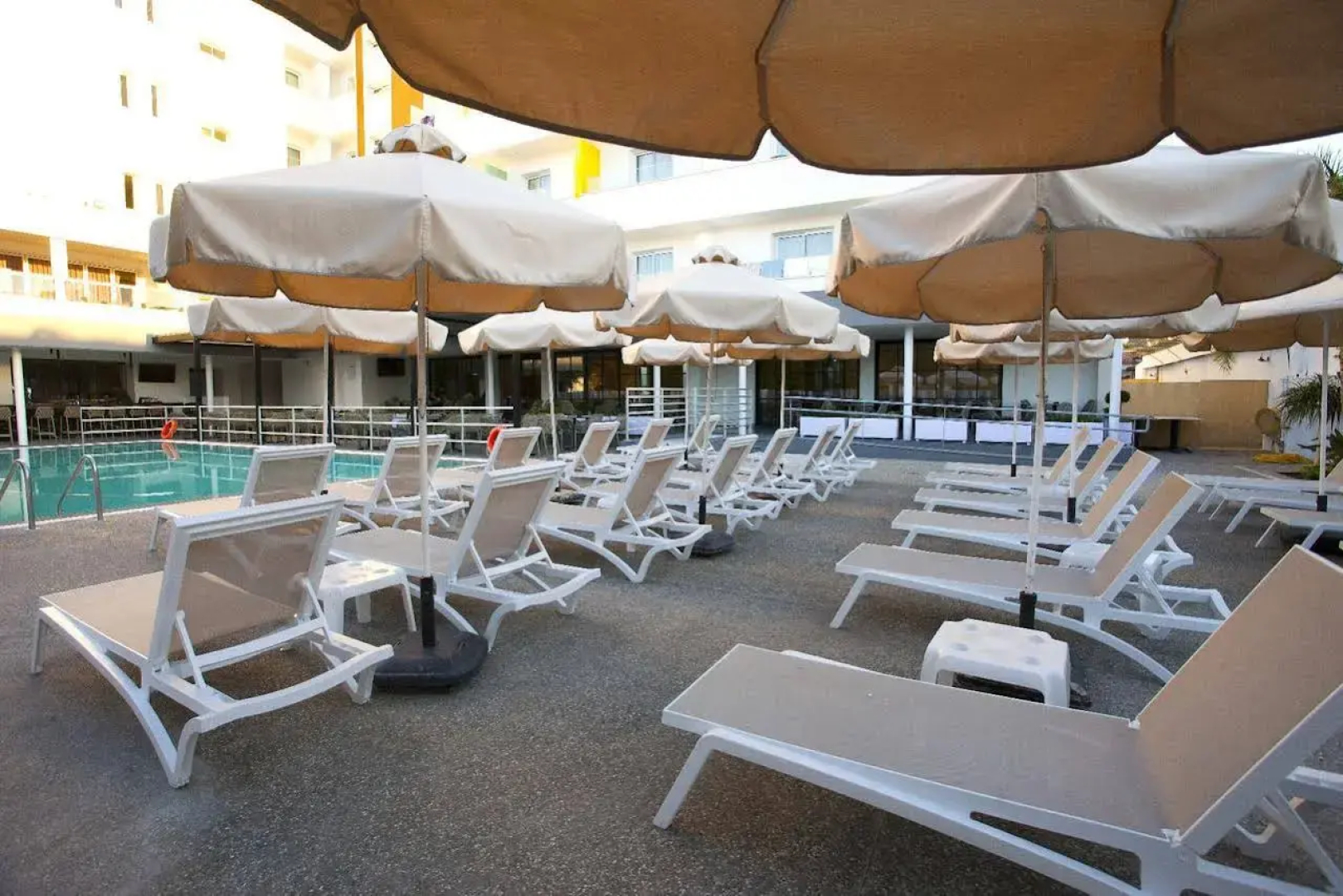 Pefkos Hotel