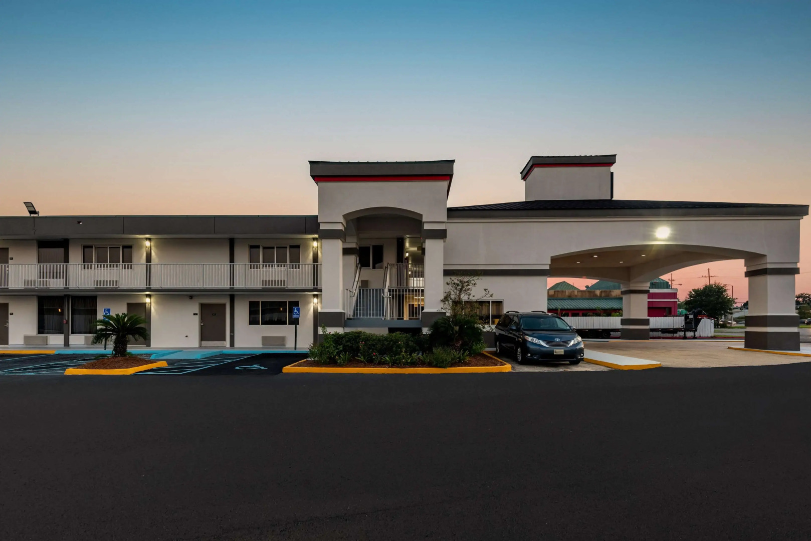 Super 8 by Wyndham Baton Rouge/I-10