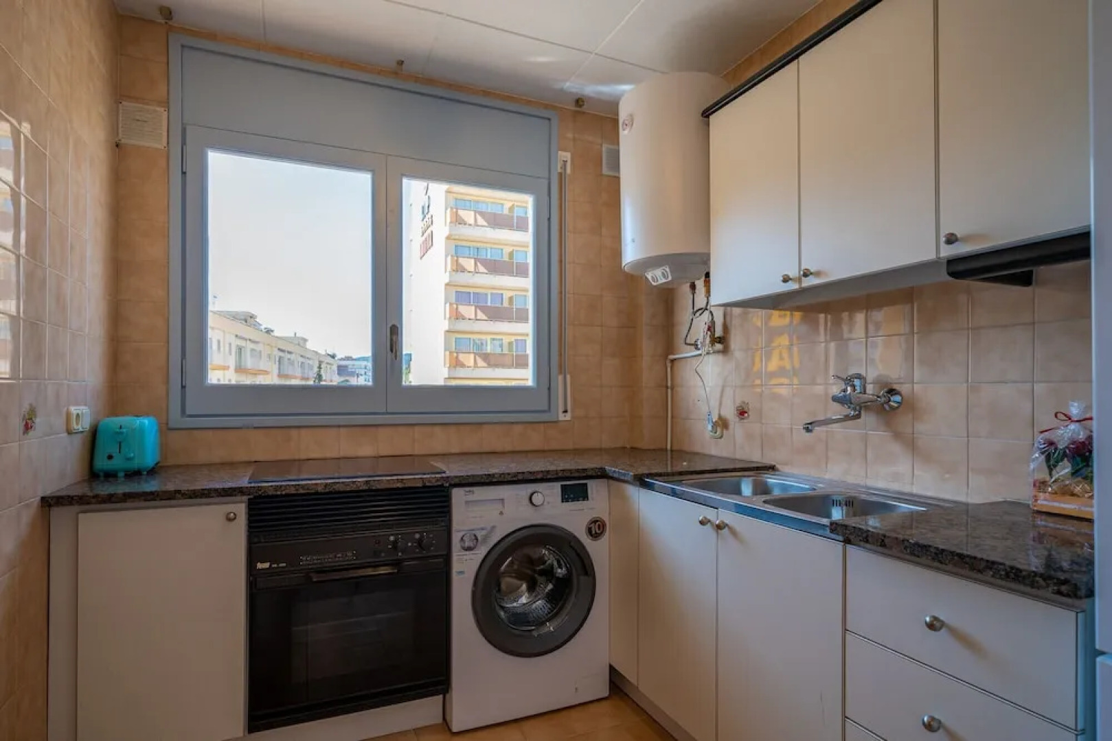 HomeHolidaysRentals Elodie Apartment