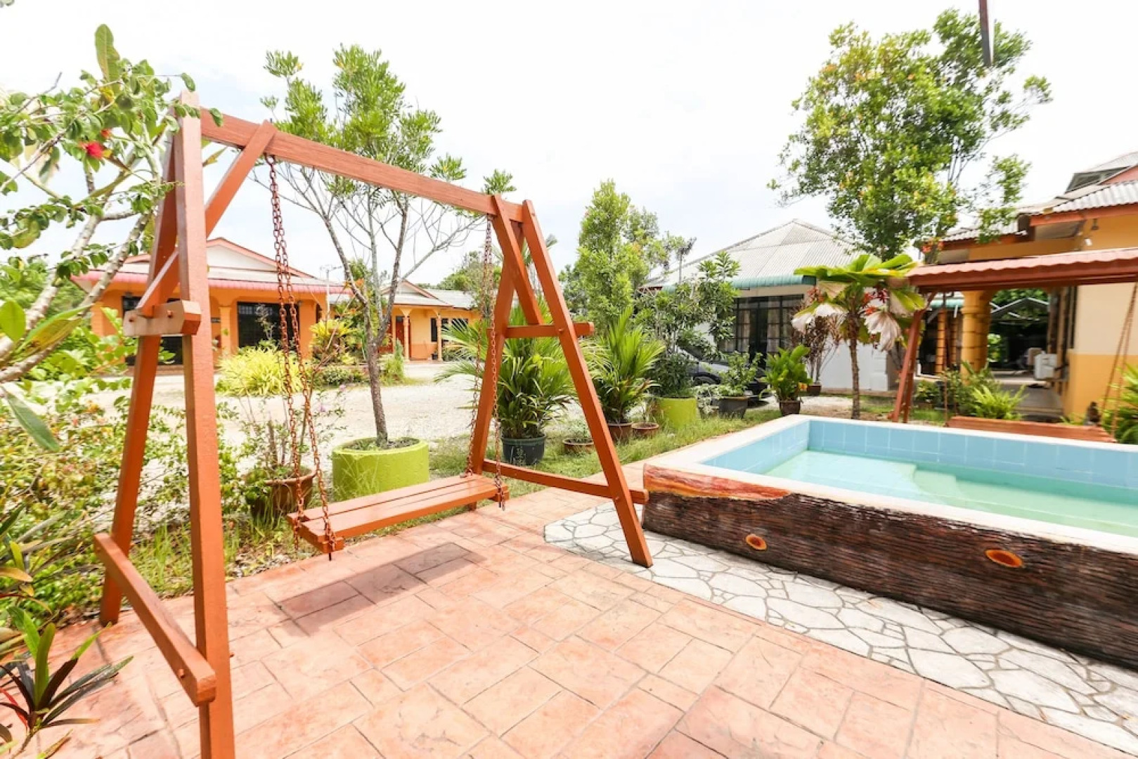 OYO 89887 Chalet Yunie