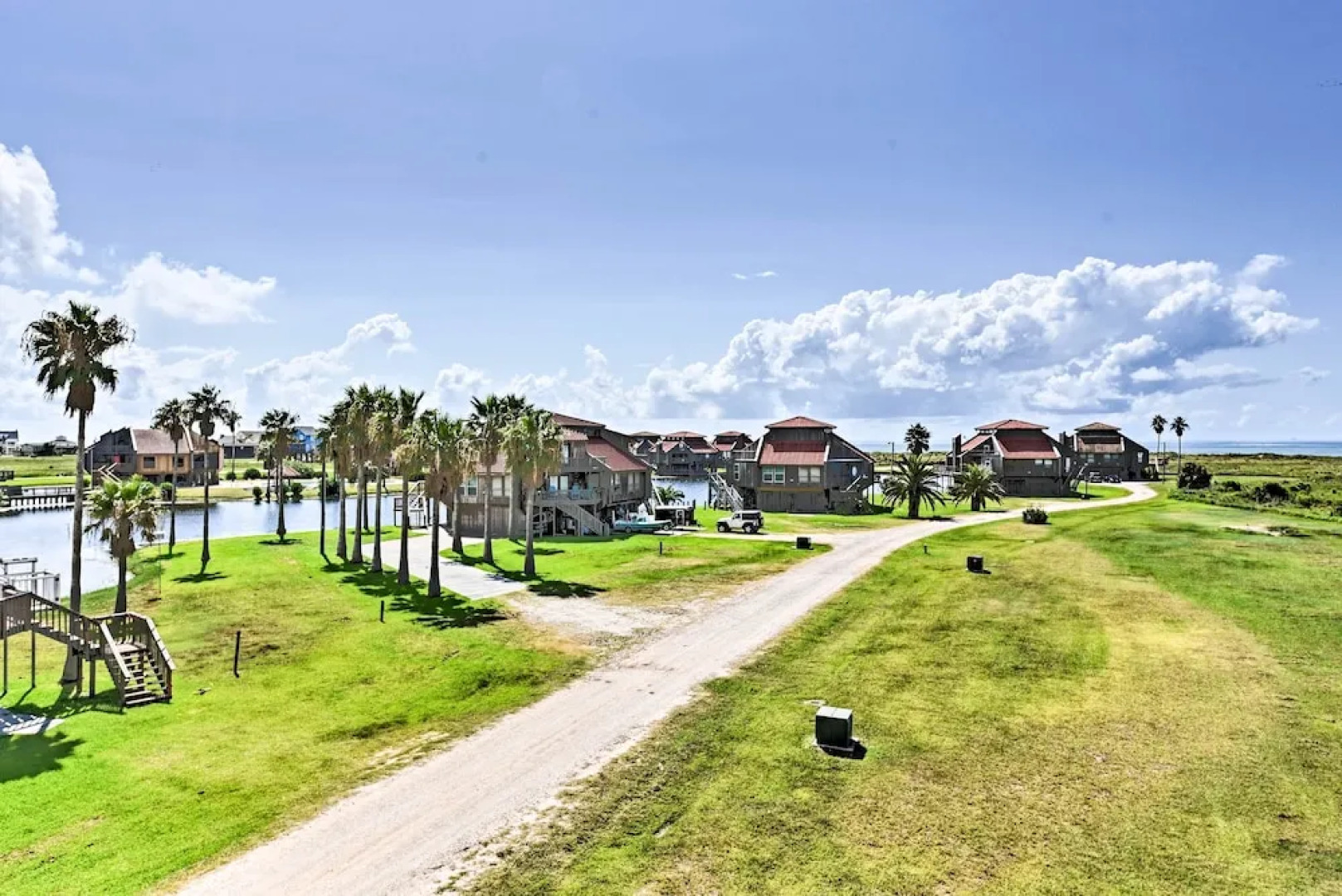 Matagorda Townhome W/deck, Views, Pool Access