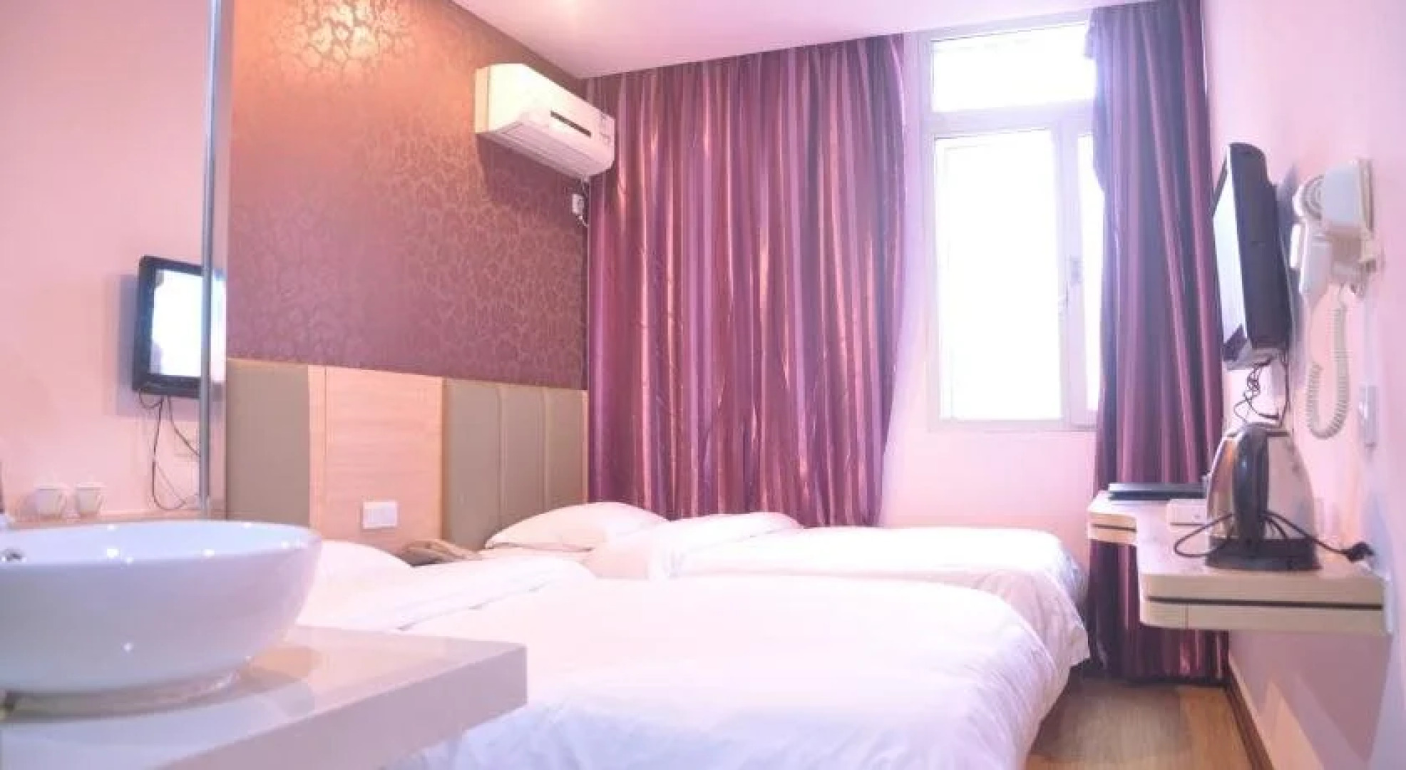 Yangshuo Harbour View Hotel