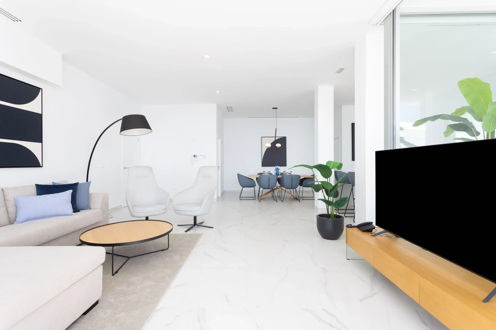 Crystal I Luxury Apartments