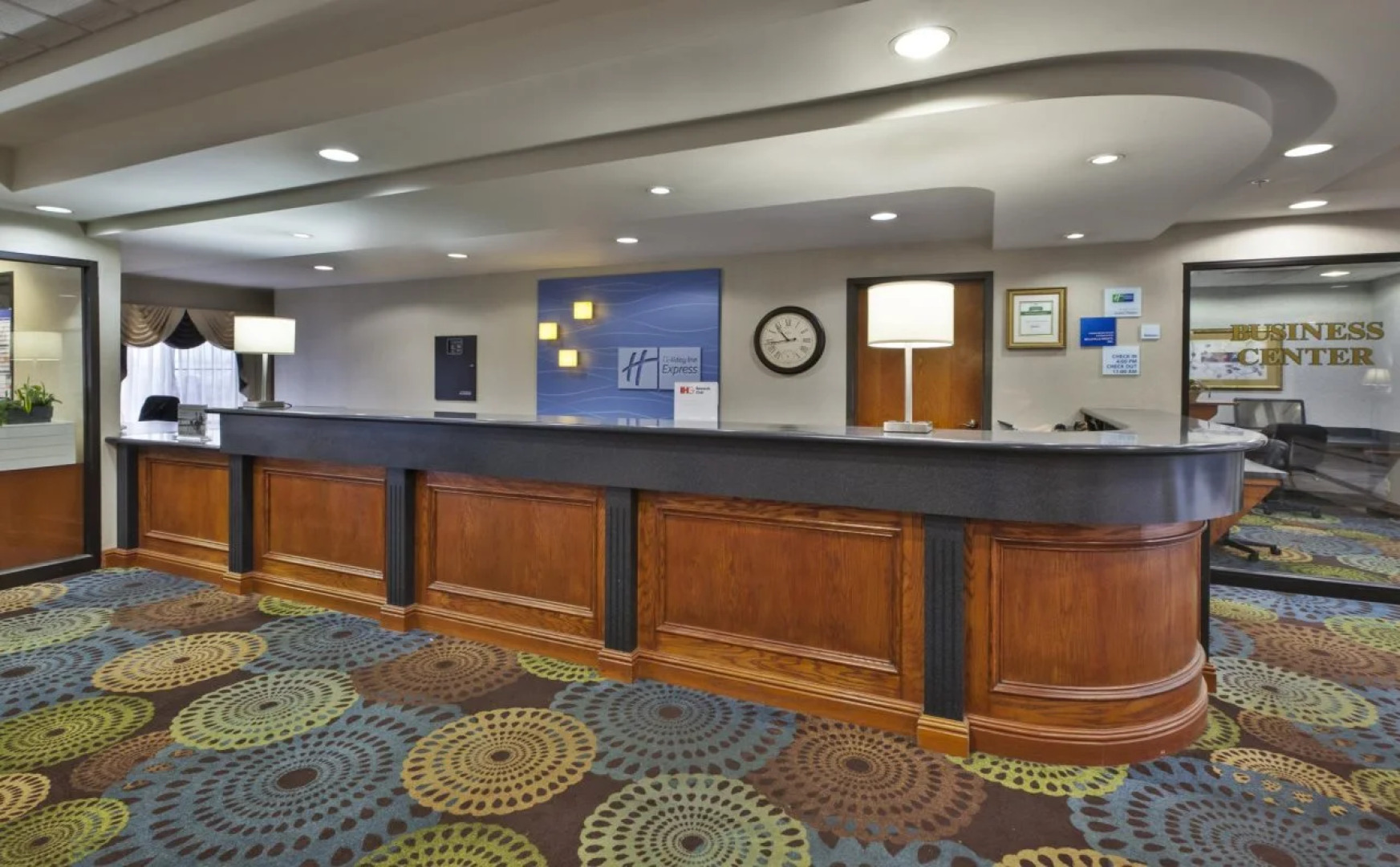 Holiday Inn Express Hotel & Suites Belleville by IHG