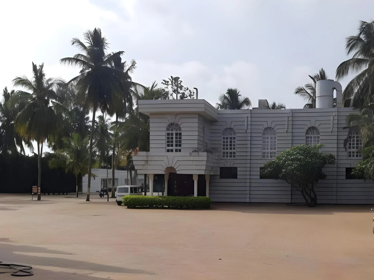 The Gateway Hotel Lakeside Hubli