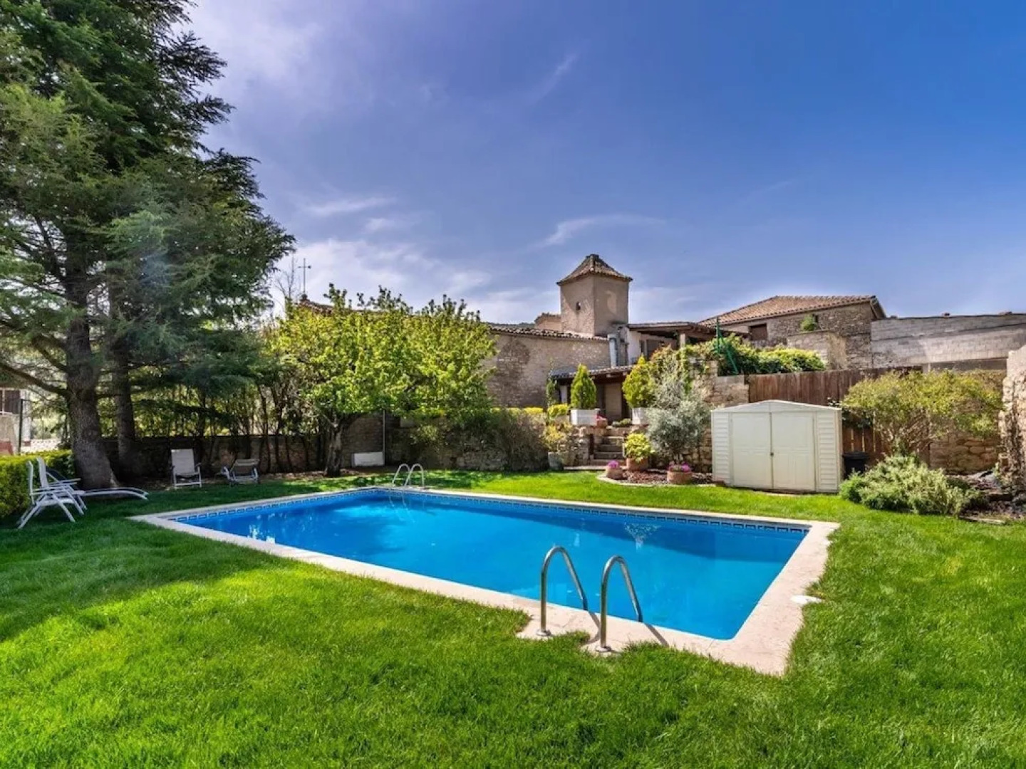 Fairytale Cottage in Clariana With Private Pool and Garden
