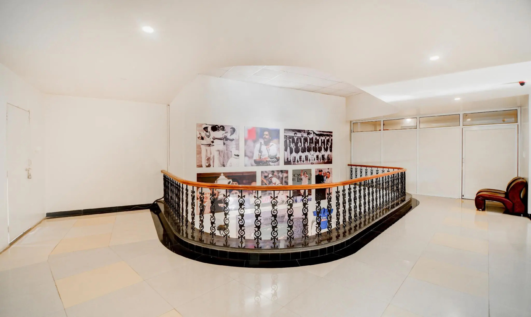 Treebo Trend Gul- Bahar