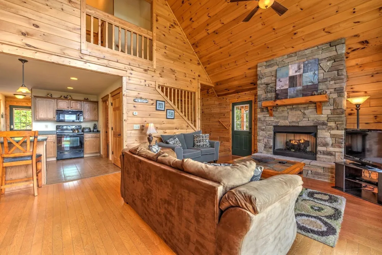 Valley View Cabin - 4 Br Cabin