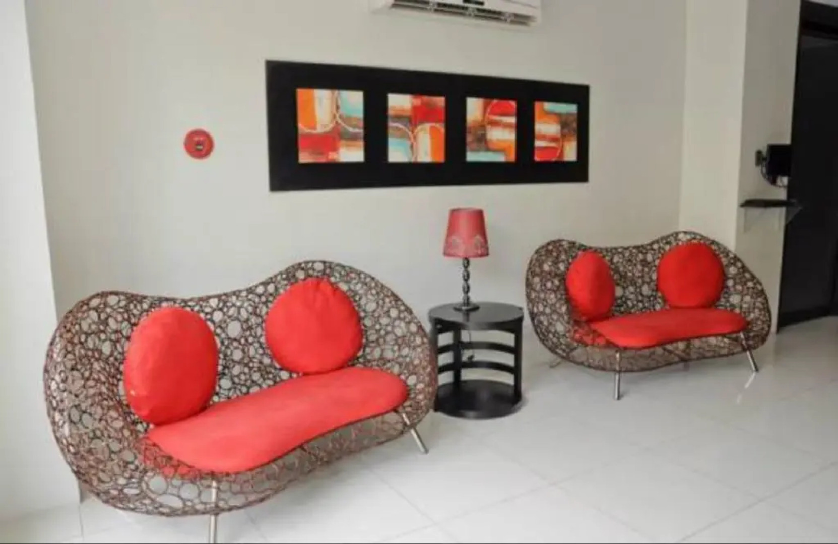 Premiere Citi Suites