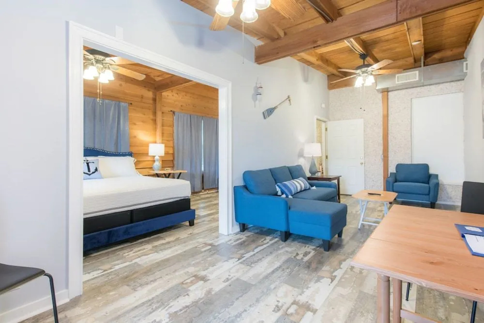 Dockside Inn of Darien