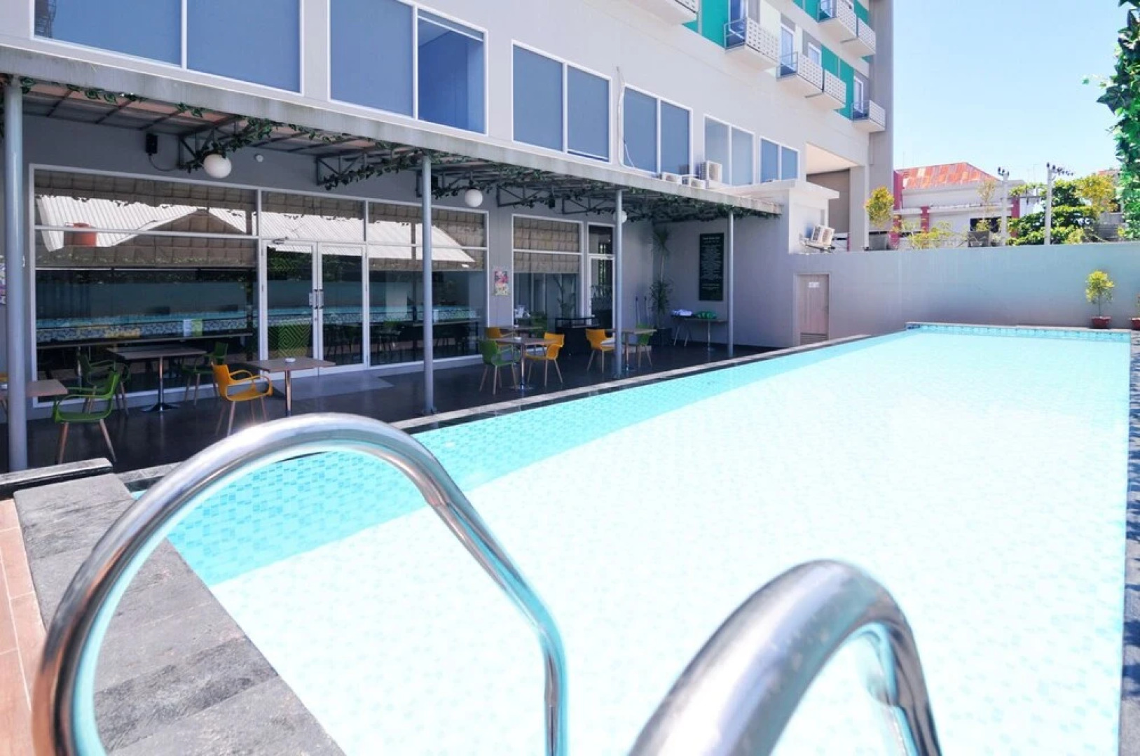 Airy Ratu Indah Mappanyukki Makassar