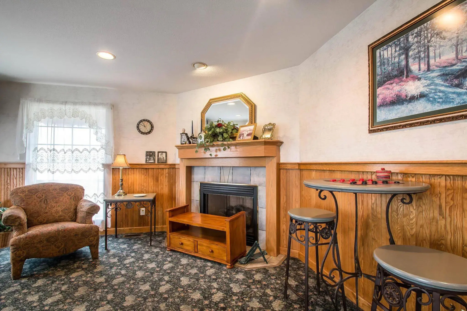 Econo Lodge Inn & Suites Lake Of The Ozarks