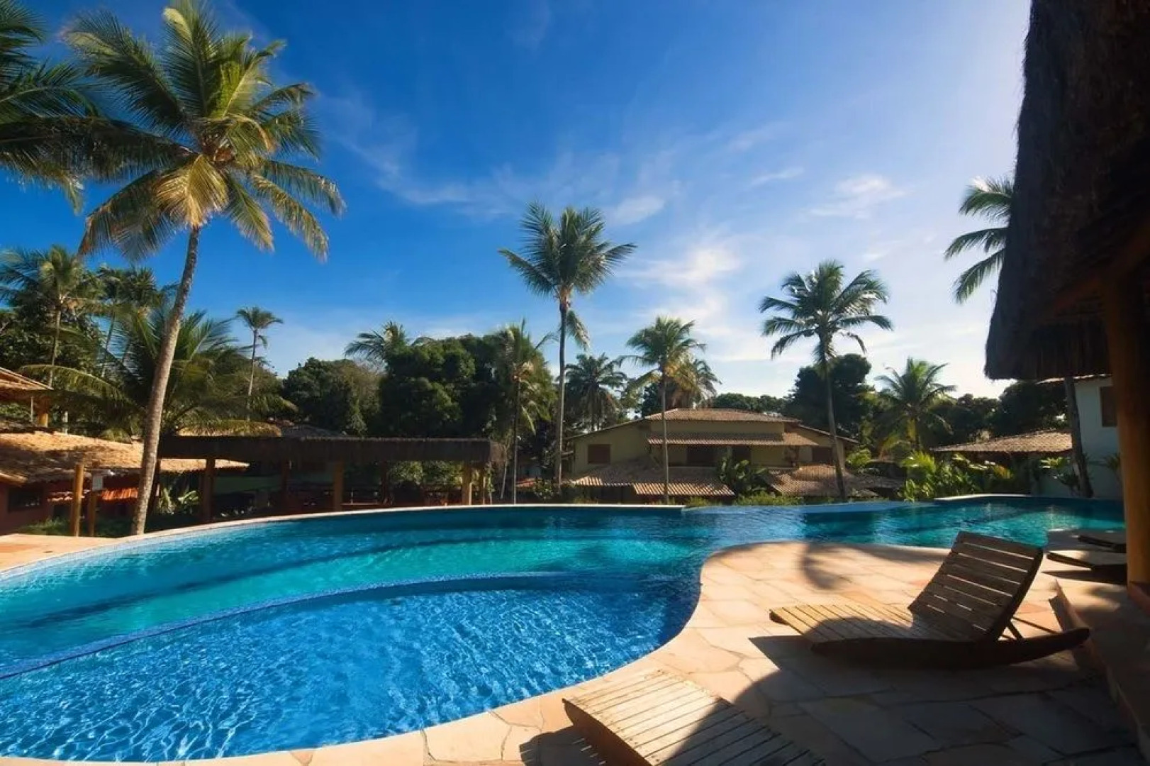 Paraíso Tropical Village