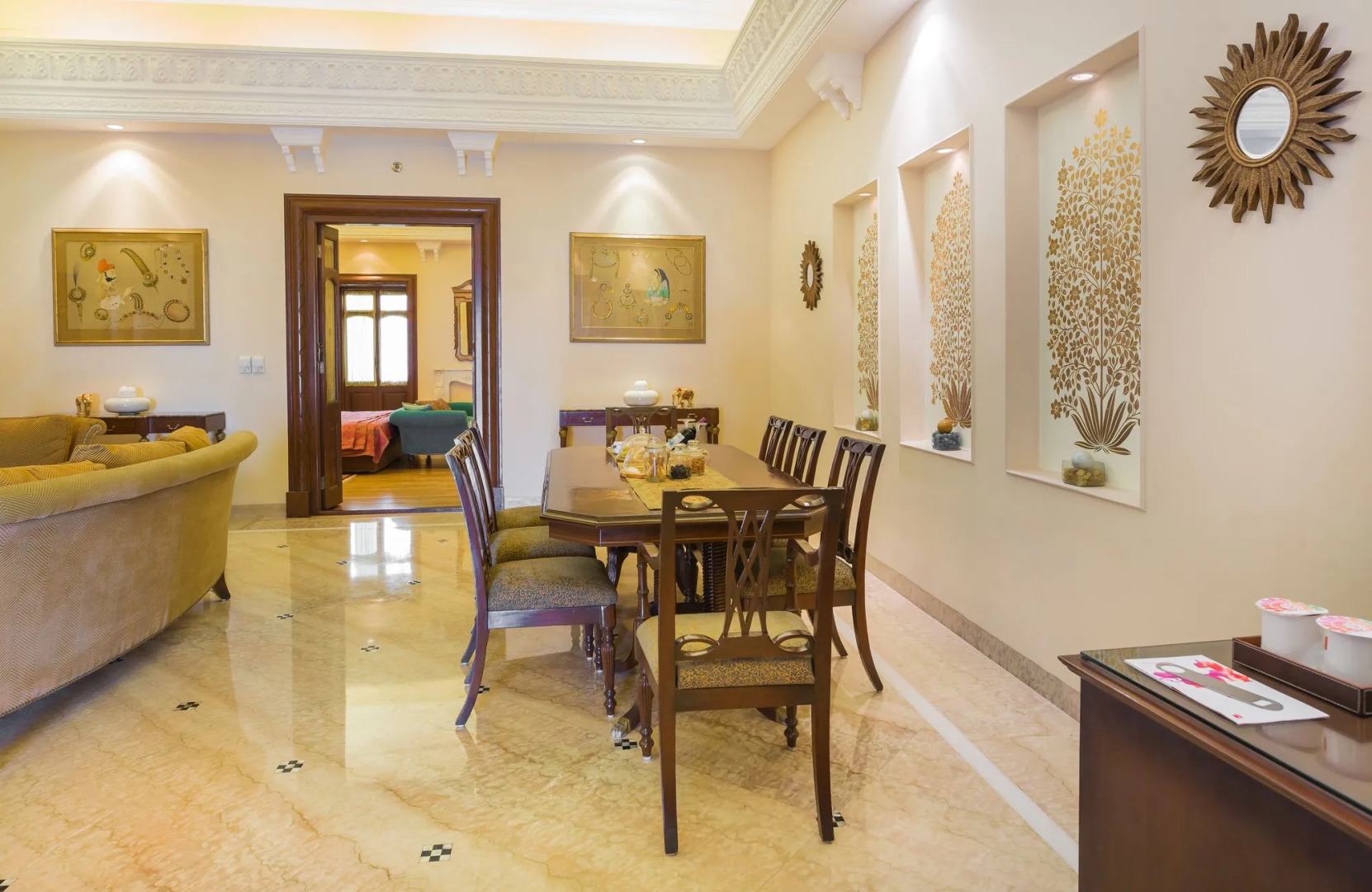 The Lalit Laxmi Vilas Palace