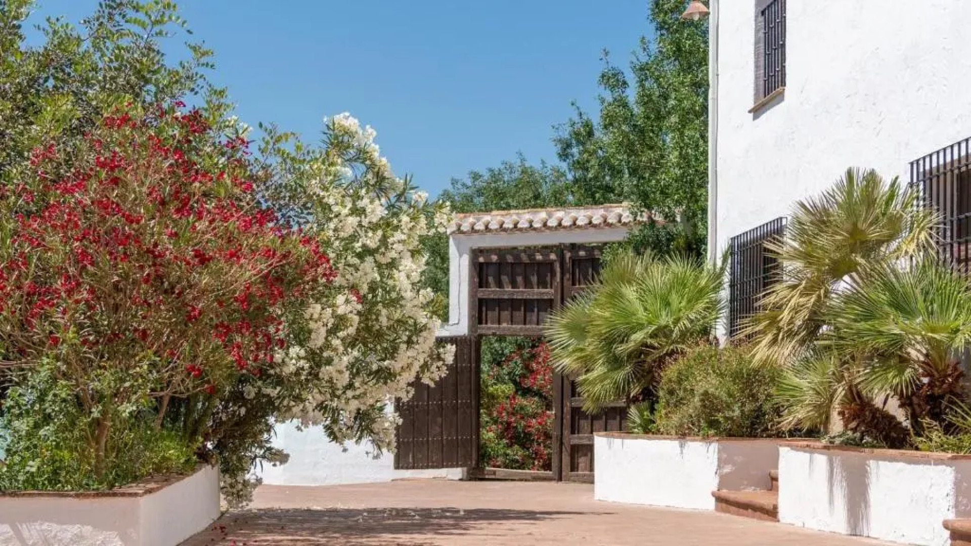 La Era Cortijo Completo Villanueva del Trabuco by Ruralidays