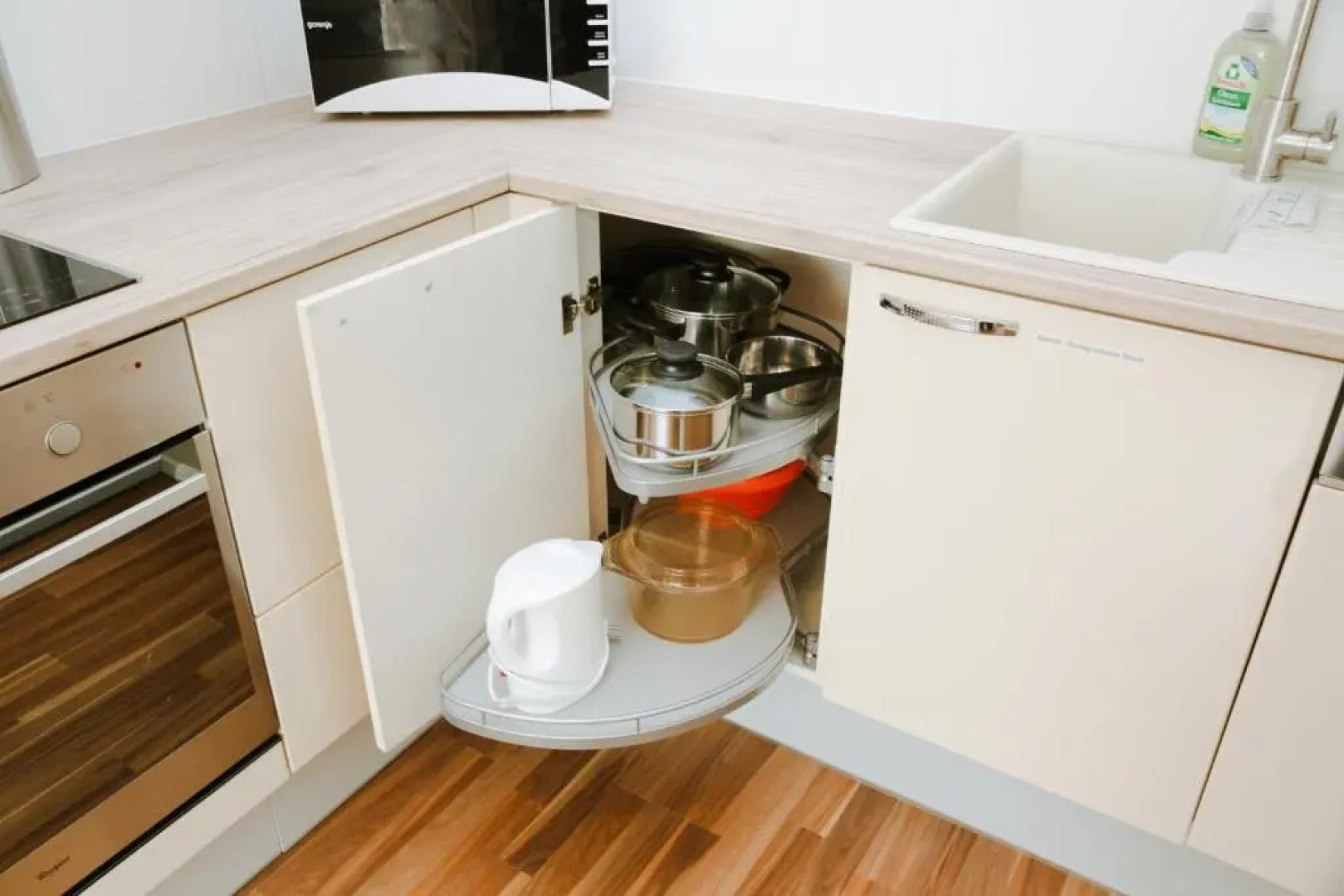 Ferienwohnung in der Fußgängerzone Gartenblick - Studio Apartment