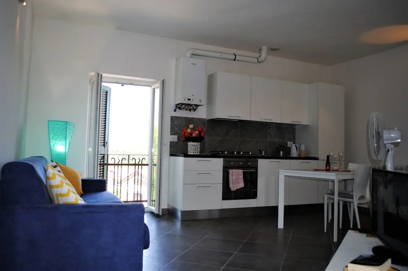 Juelì Apartments Mono