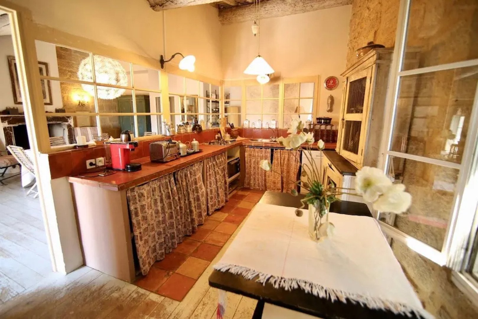 House With 3 Bedrooms in Marsillargues, With Enclosed Garden and Wifi