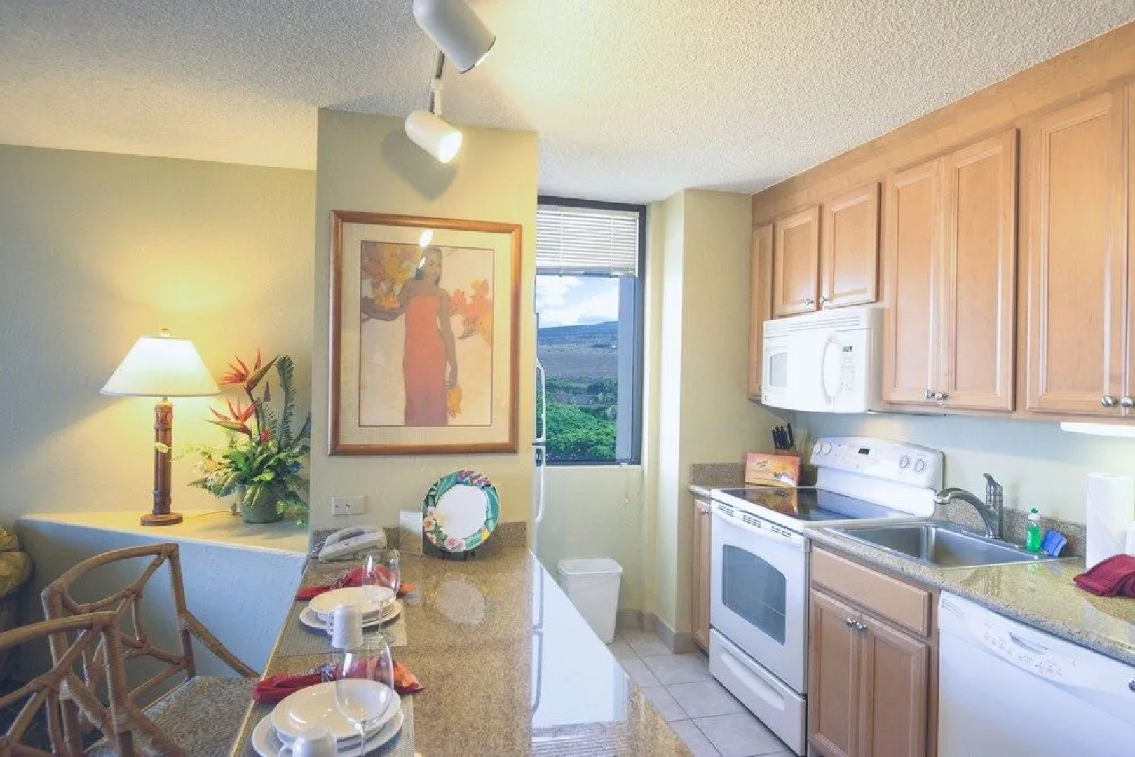 Kaanapali Shores Studio 742 Studio Bedroom Condo by RedAwning