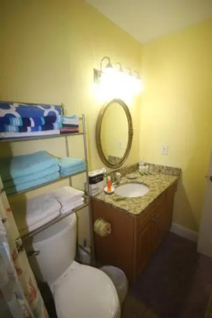 1/1 bed&bath condos 5 min drive to Siesta