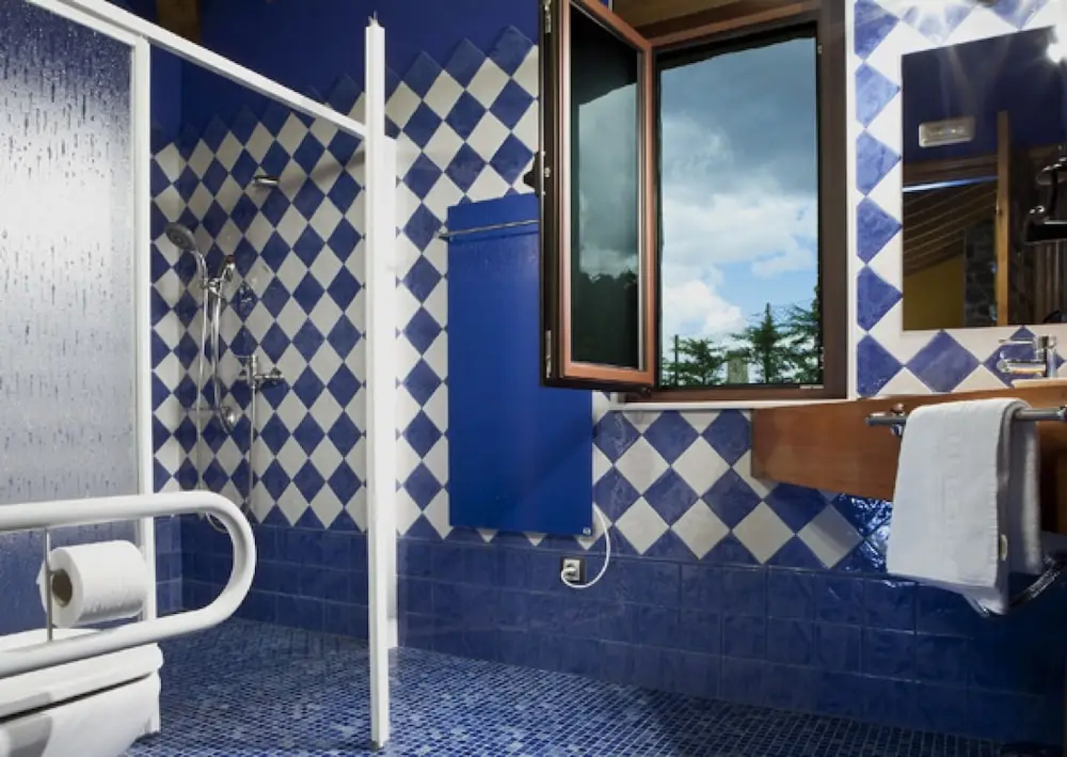 Apartamentos Rurales El Fresnu