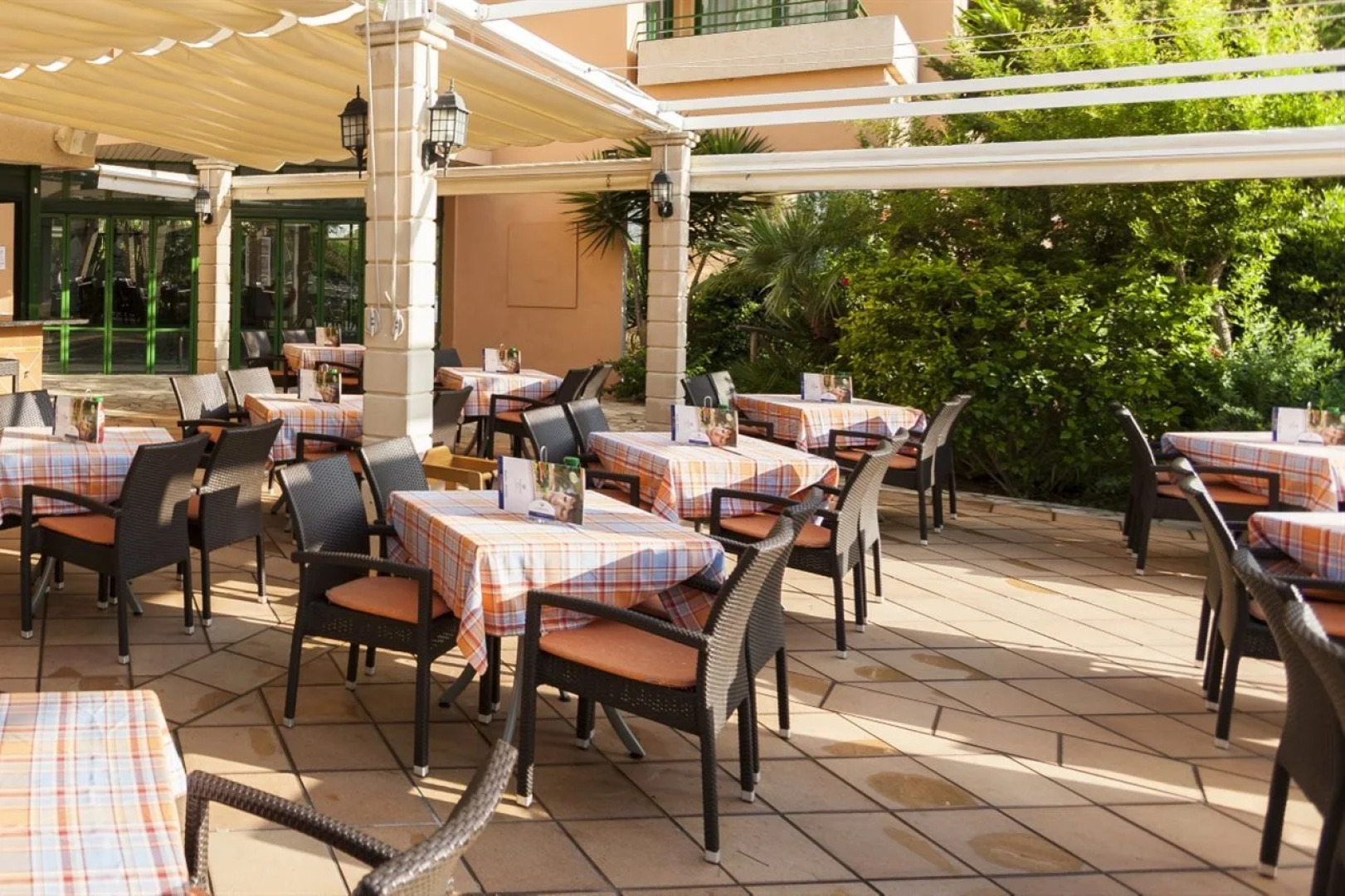 Apartamentos Globales Nova