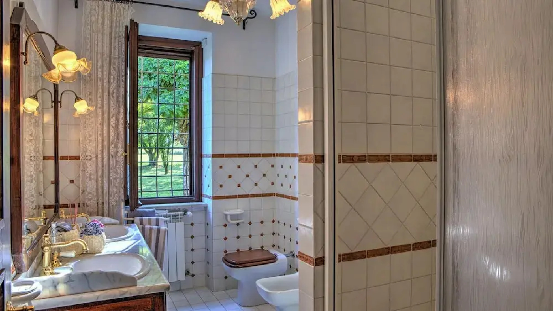 Vt-c765-dgbl0at - Villa Rasena 6