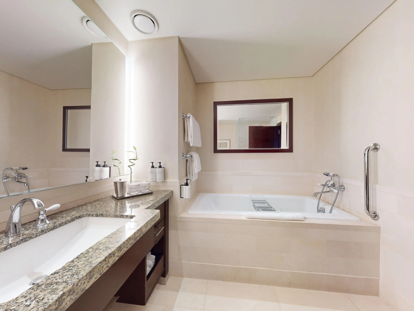 InterContinental Boston by IHG