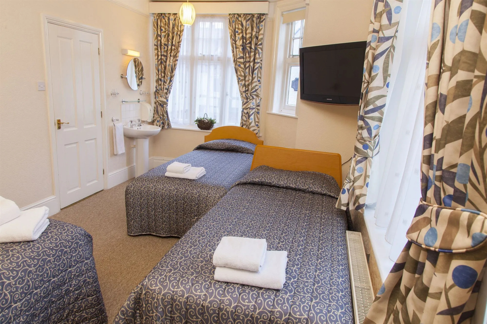 Gatwick Turret Guest House