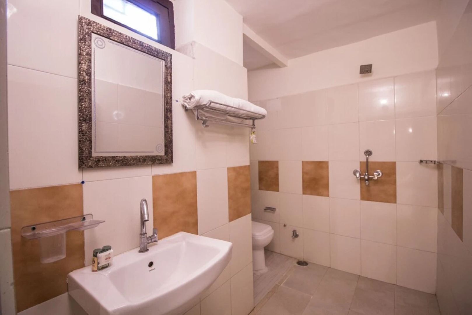 OYO 5515 Just Stay Gulmohar