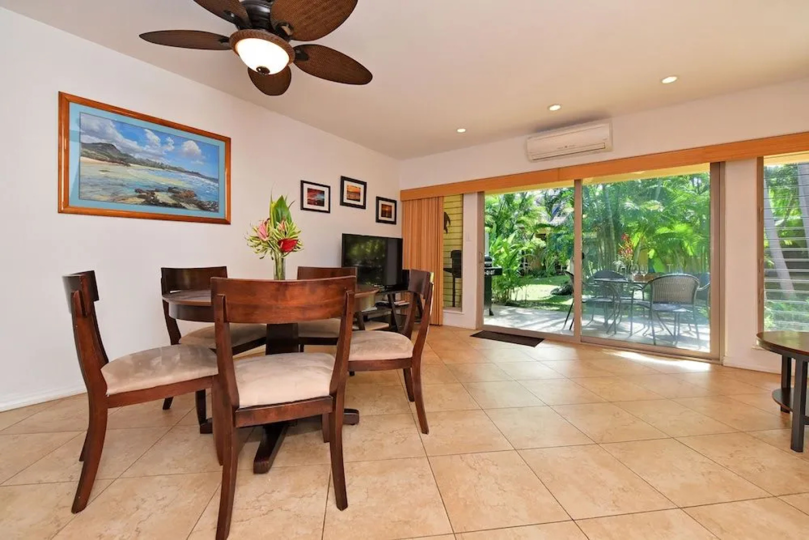 Puamana 35-2 by RedAwning