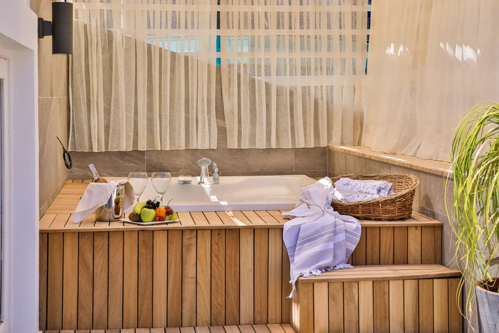 Kalkan Saray Suites - Adults Only