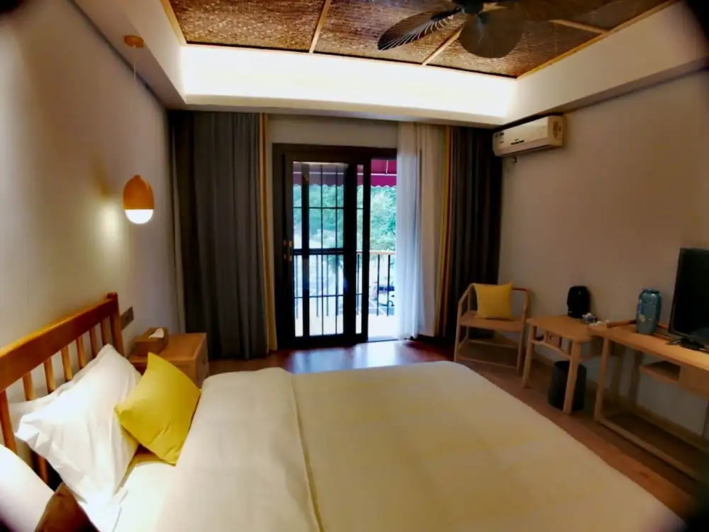 Artistic Conception Yard