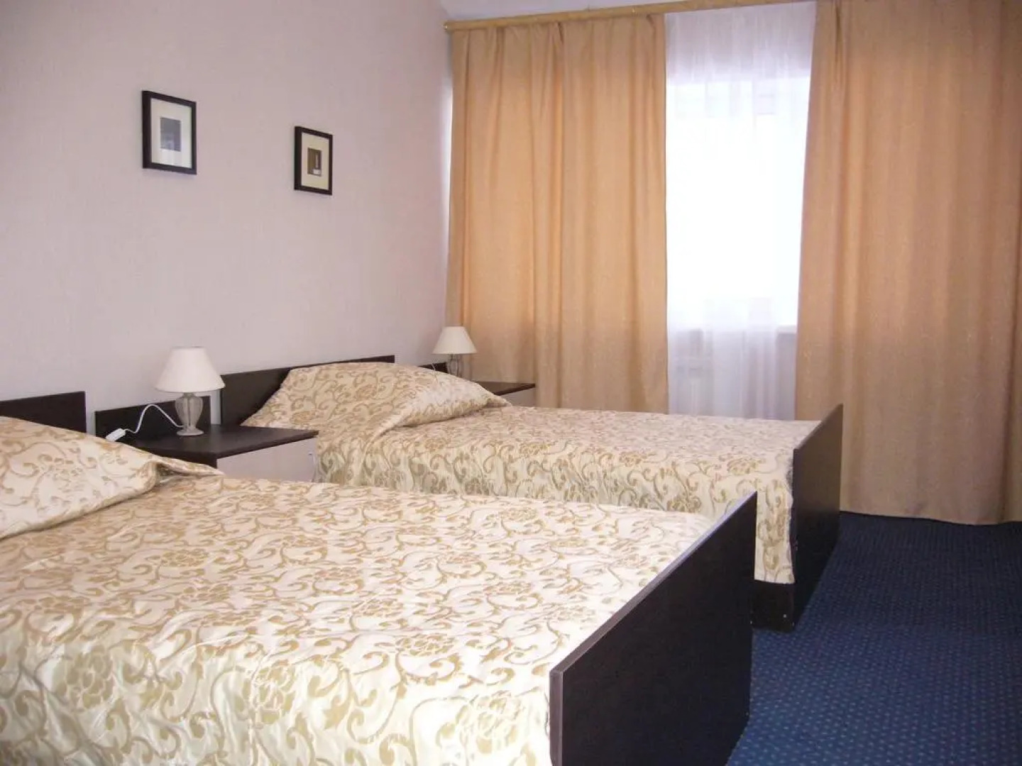 Меблированные комнаты Зори