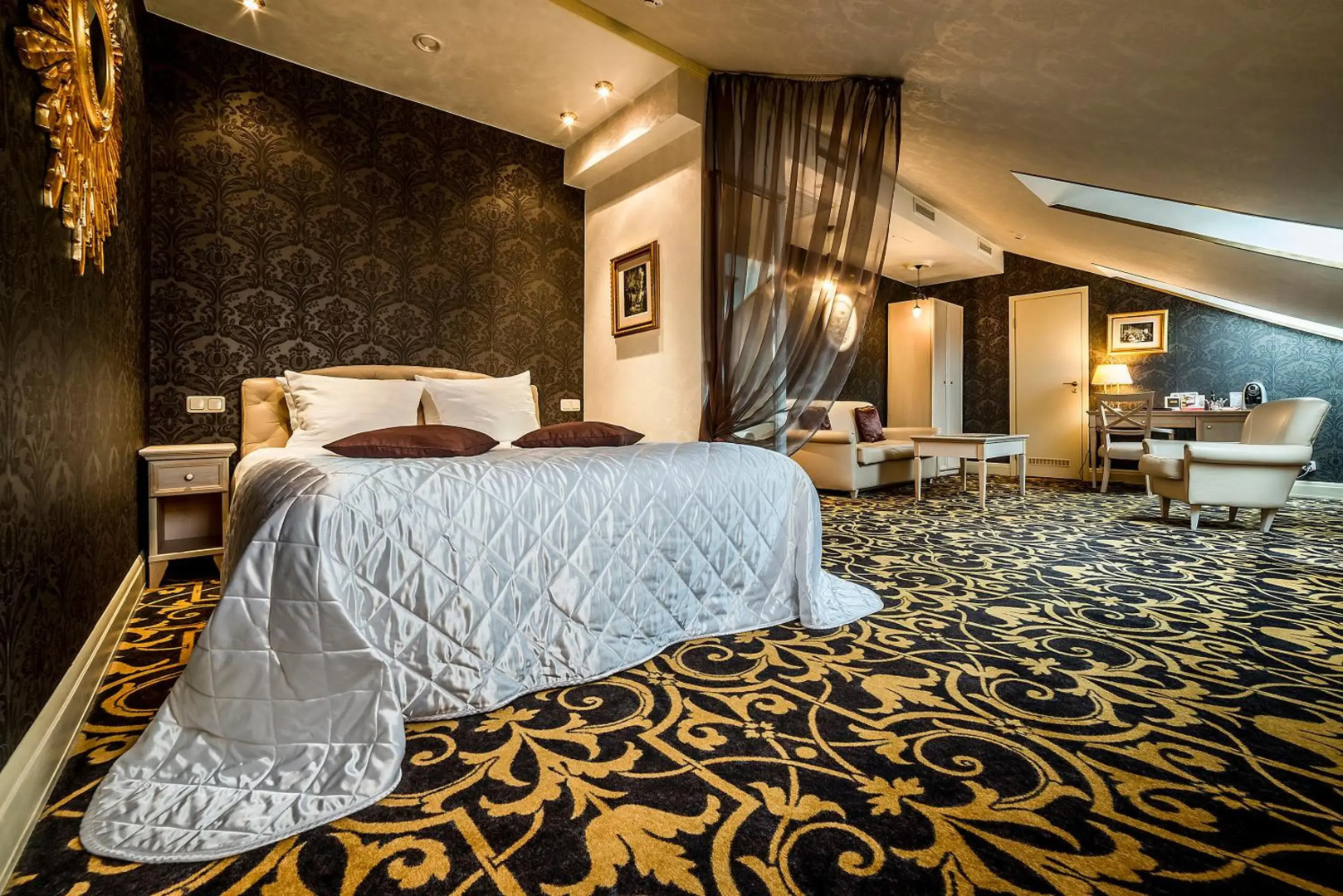 Отель и ресторан IMPERIAL (бывший Ramada)