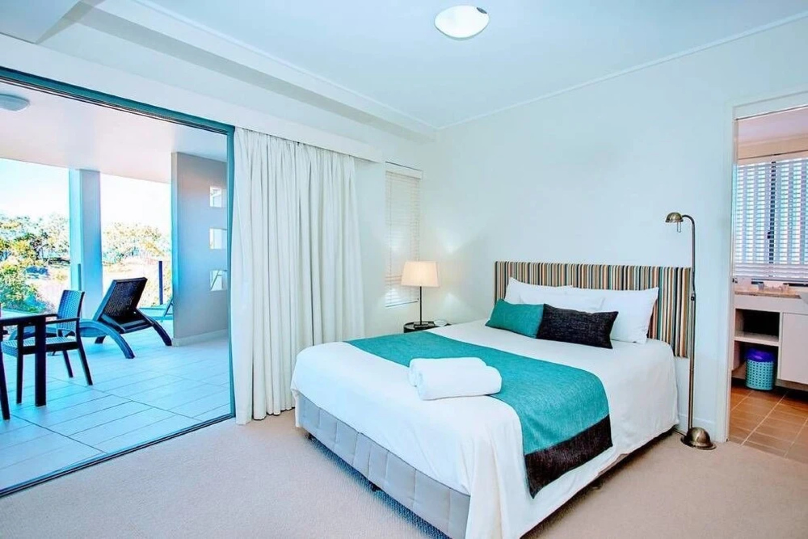 Apartment 409 Pavillions on 1770