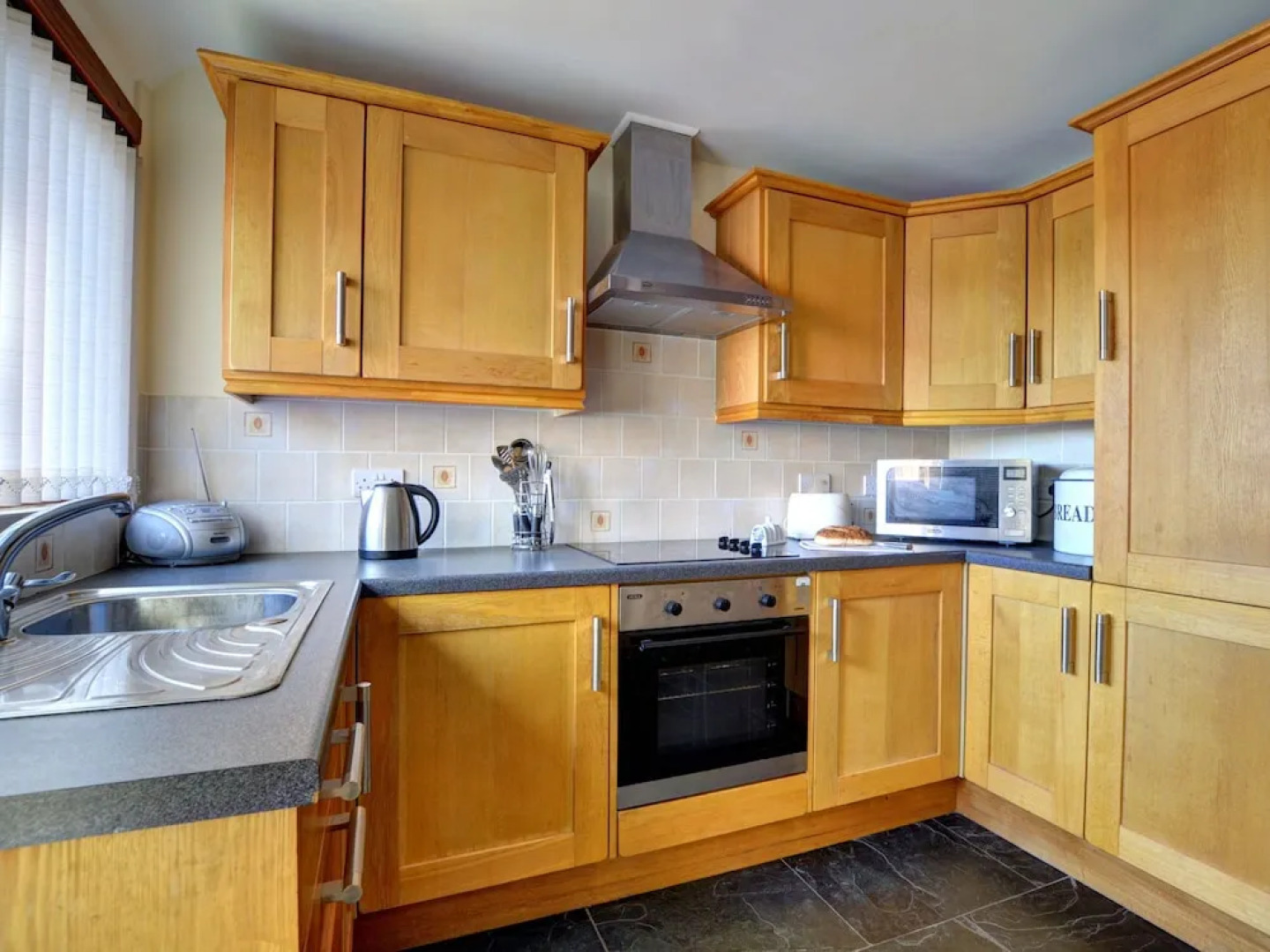 Cozy Holiday Home in Berriew near River Rhiw