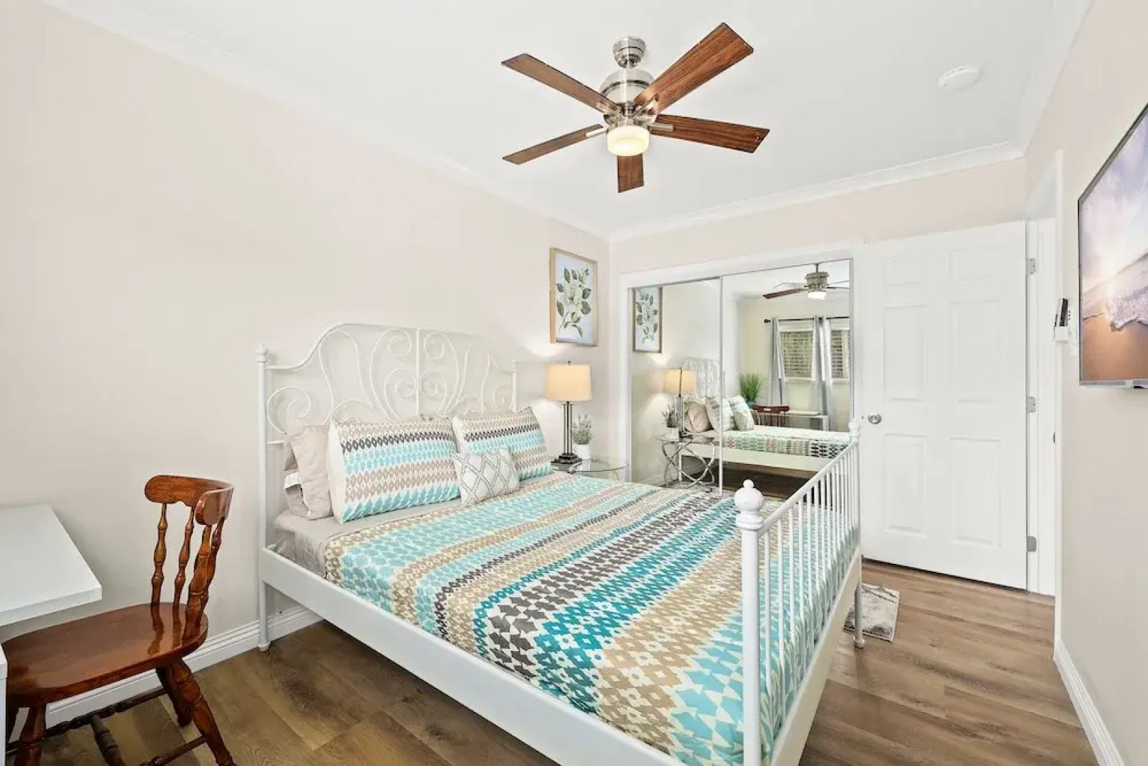 Bright&Cozy Getaway 10min to Downtown LA