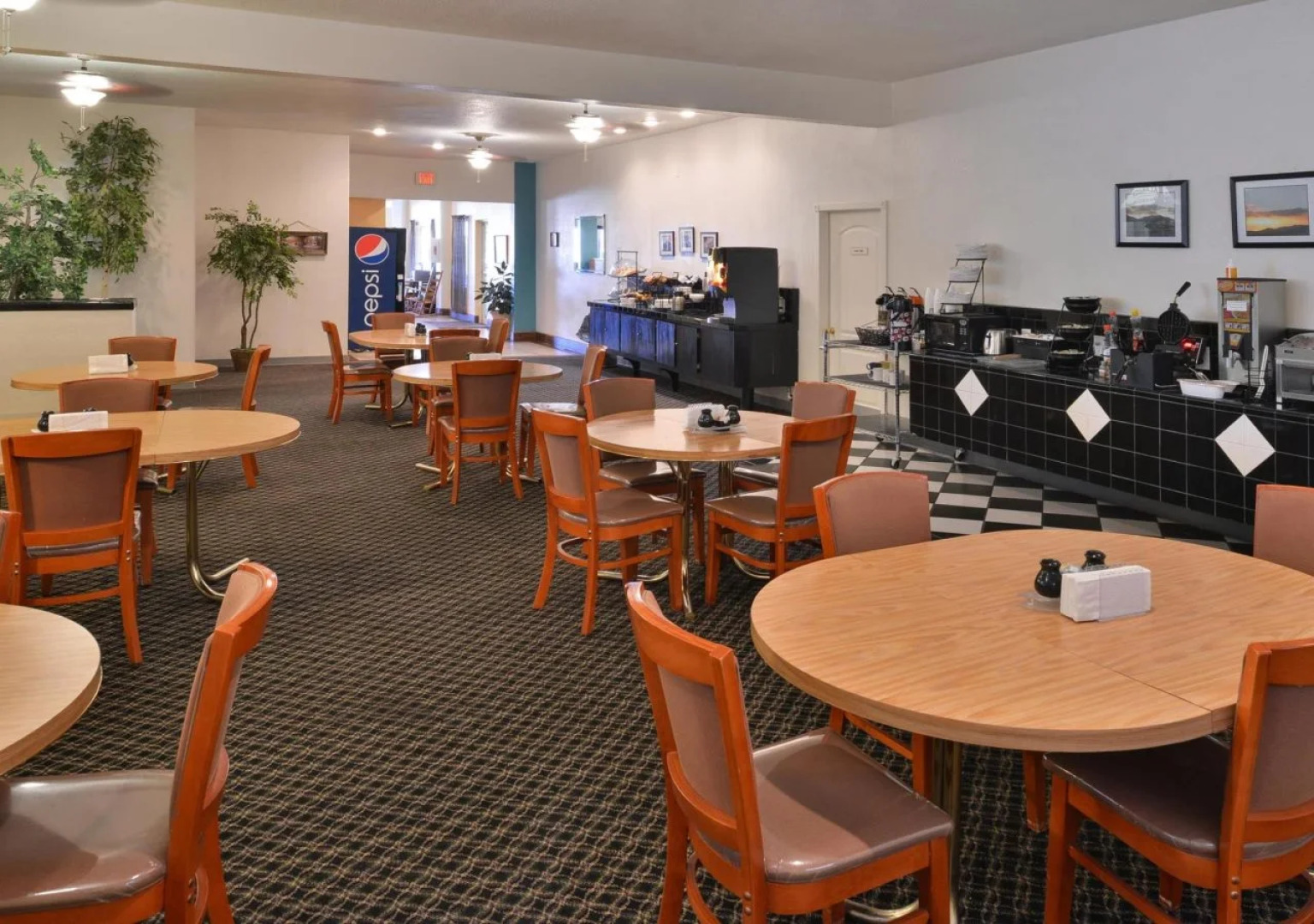 The Classic Desert Aire Hotel