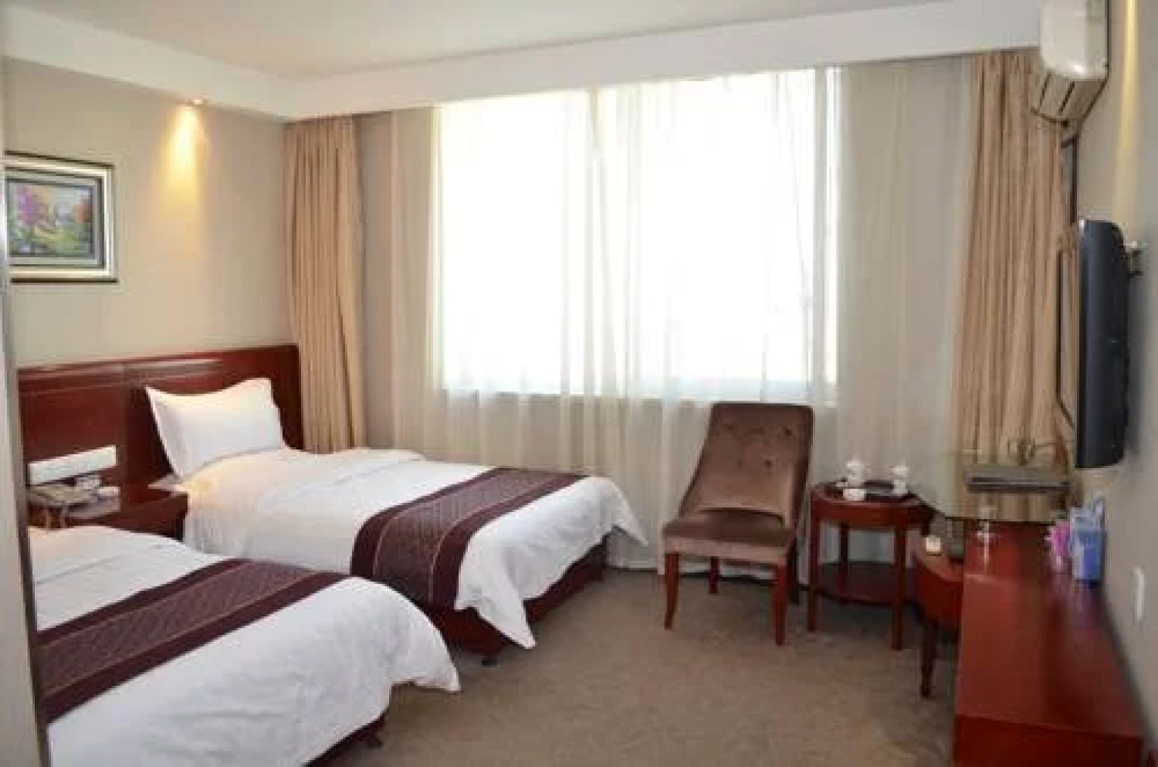 Jinyi Chain Hotel Hohhot Zhandong Road Moore City