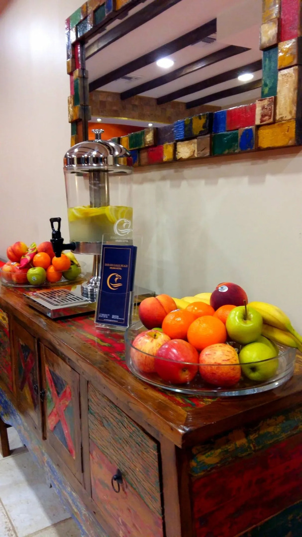 Dorado Eagle Beach Hotel