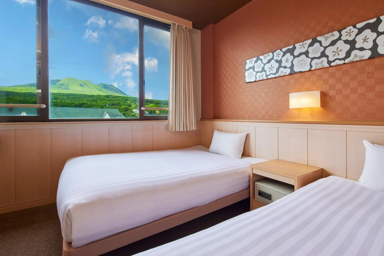 Kamenoi Hotel Aso Park Resort