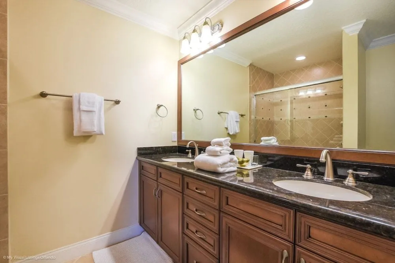 Excitmen t Drive Condo Reunion