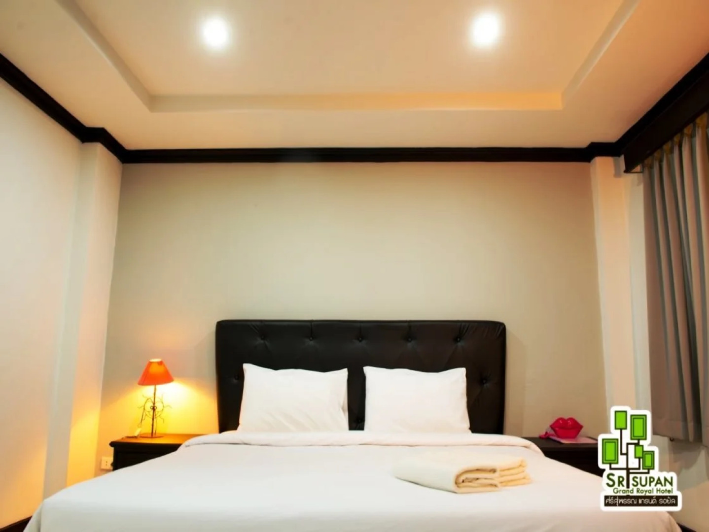 Srisupan Grand Royal Hotel